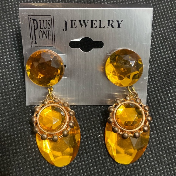 Vintage Acrylic Orange dangling pierced Earrings - Picture 4 of 5